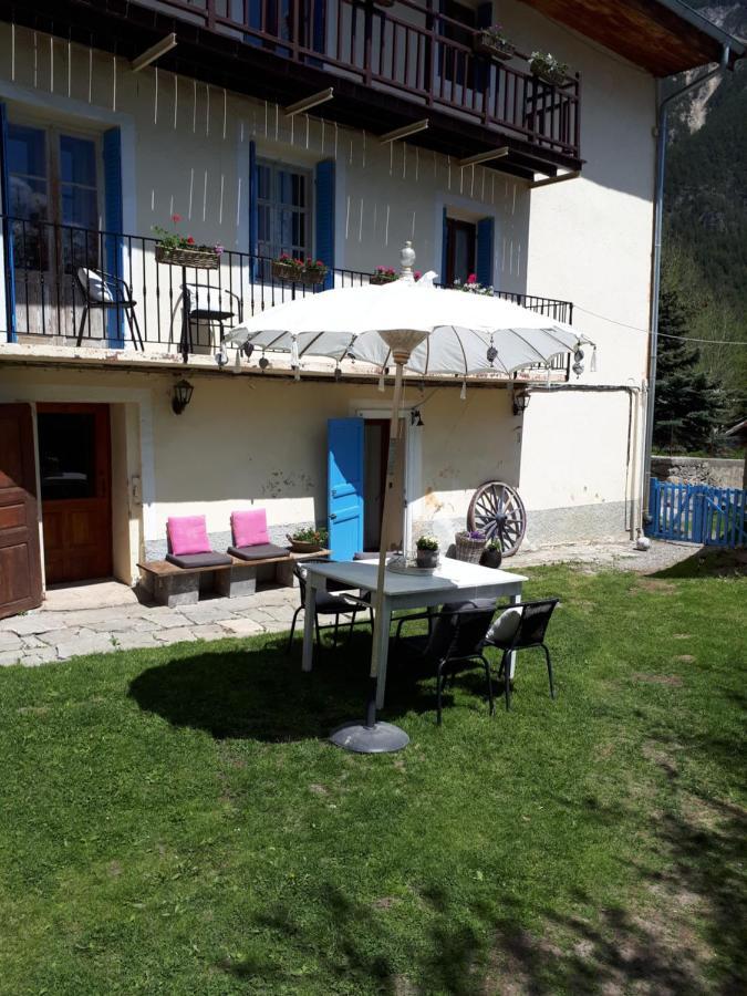 Bed And Breakfast Les Airelles Val-des-Prés Exterior photo